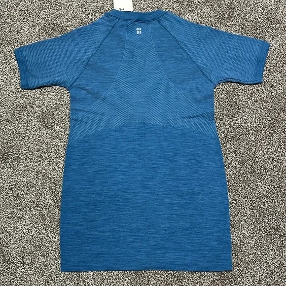 NWT Sweaty Betty London athlete seamless t-shirt stellar blue XS - Picture 8 of 8